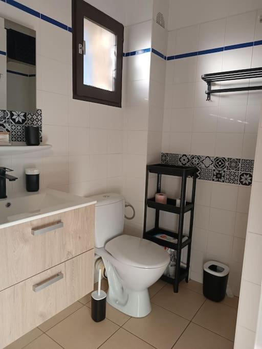 Studio Renove Dans Residence De Vacances Avec Grande Piscine Chauffee, Parking Et Terrasse Agde Exterior foto